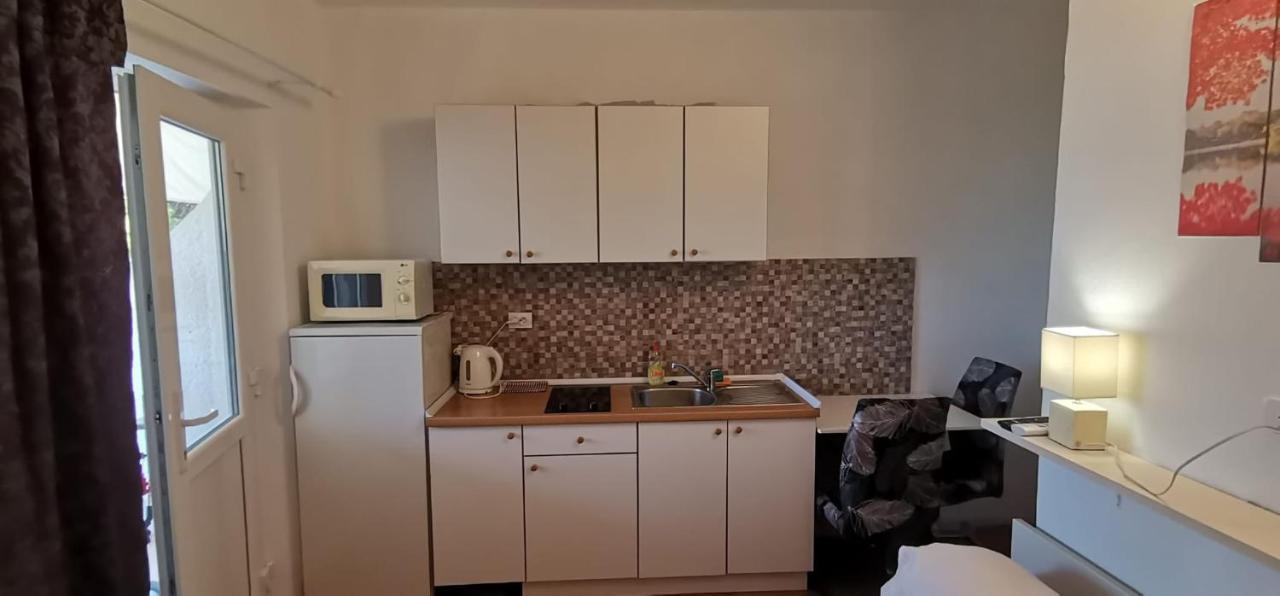 Apartmani Andrija Živogošće エクステリア 写真