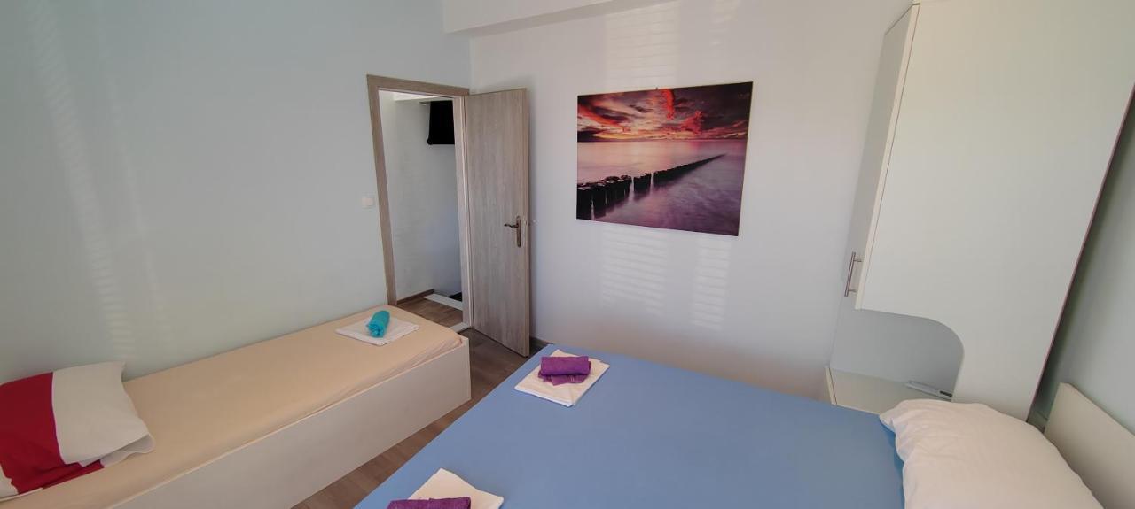 Apartmani Andrija Živogošće エクステリア 写真