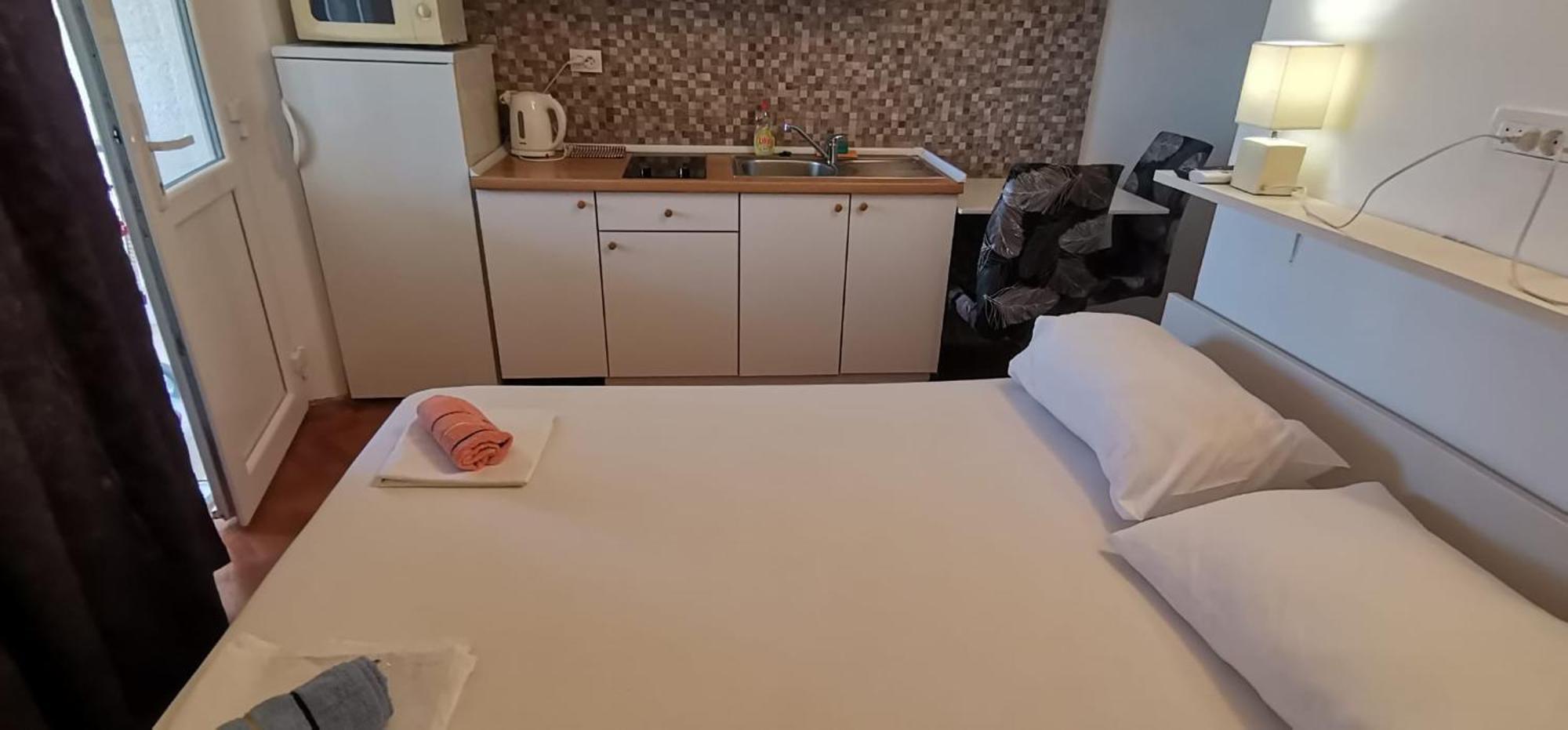 Apartmani Andrija Živogošće エクステリア 写真
